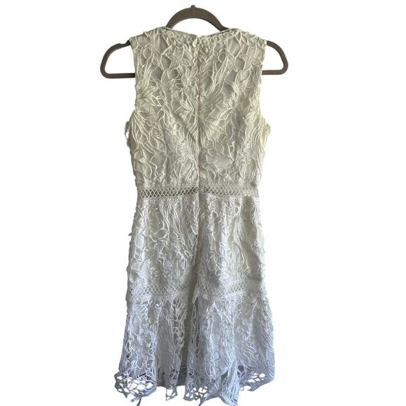 Aqua Bloomingdale’s White Lace Boho Peekaboo Dress Homecoming Formal size XS - Picture 6 of 6